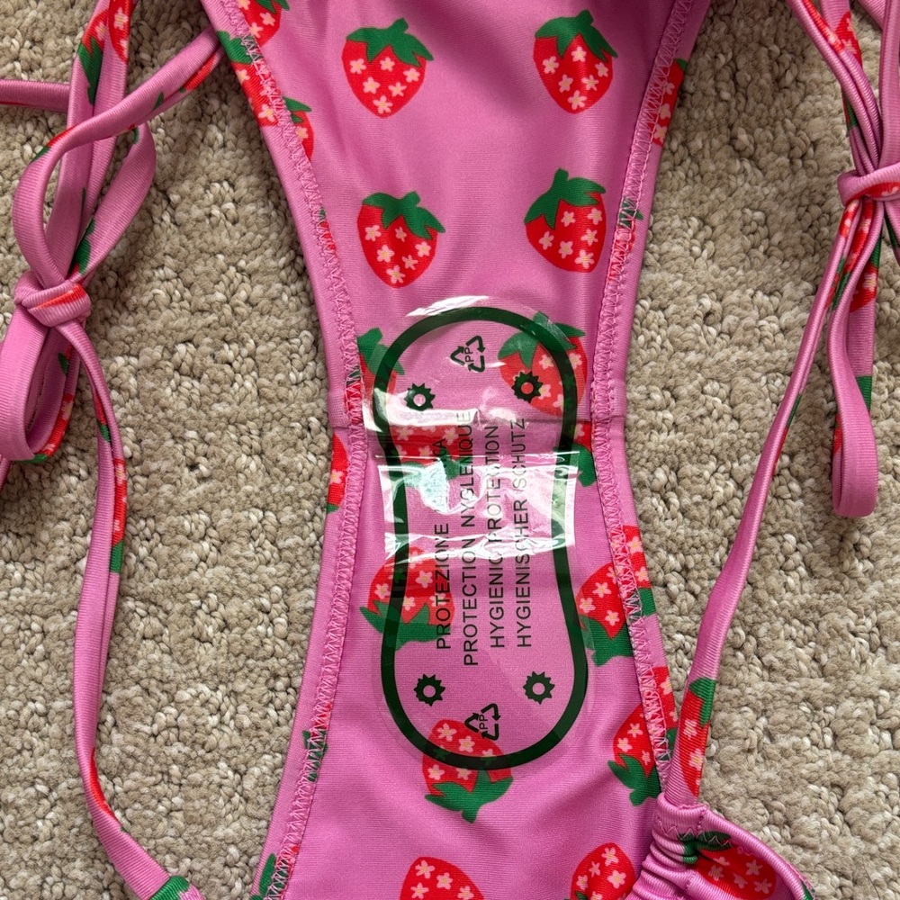 Strawberry Milk Mob Fragola top & bottom - Picture 5 of 8